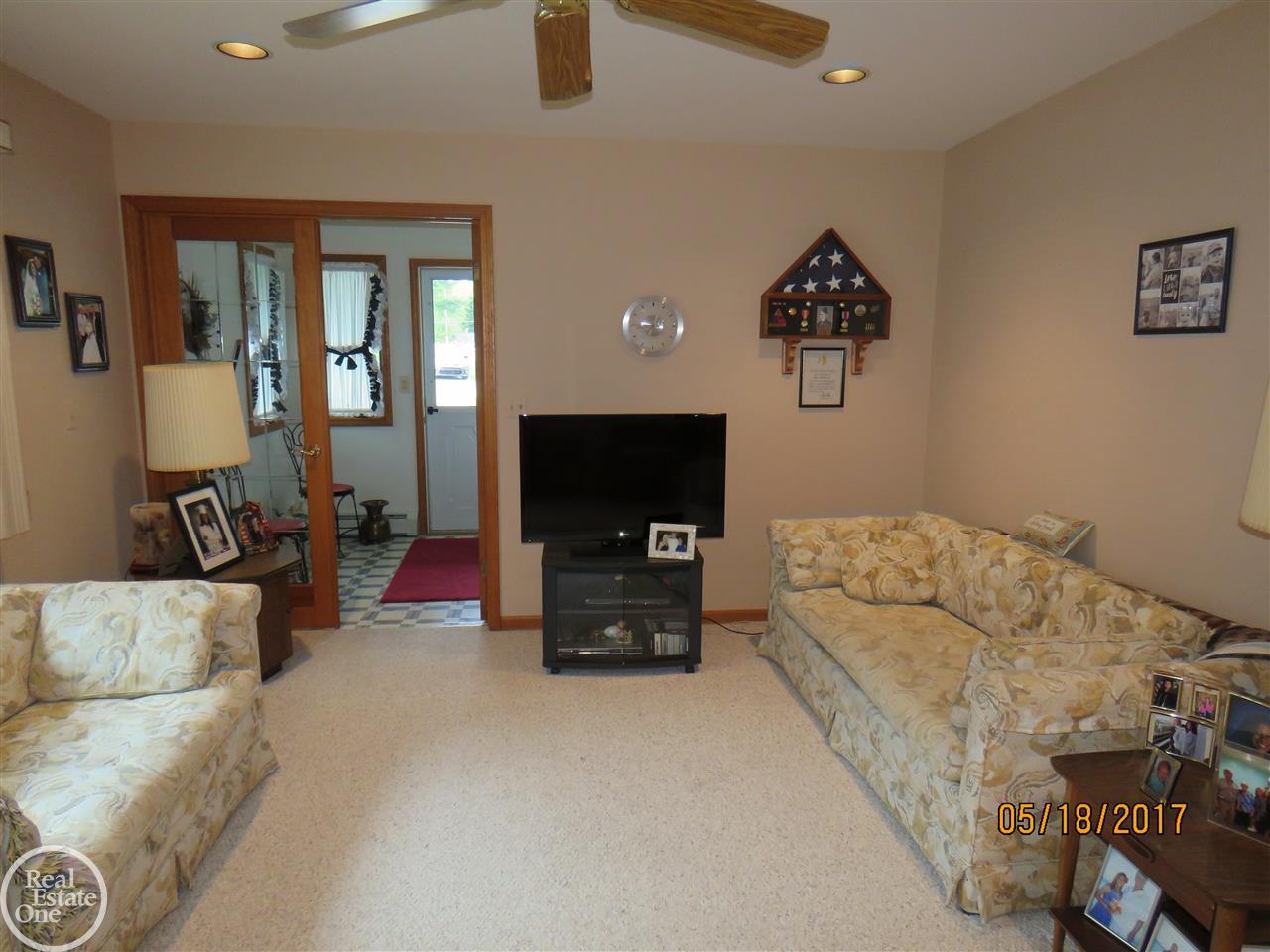 8175 Lakeshore Road Lexington, MI 48450 - Photo 41 of 70 31320267-41.JPG