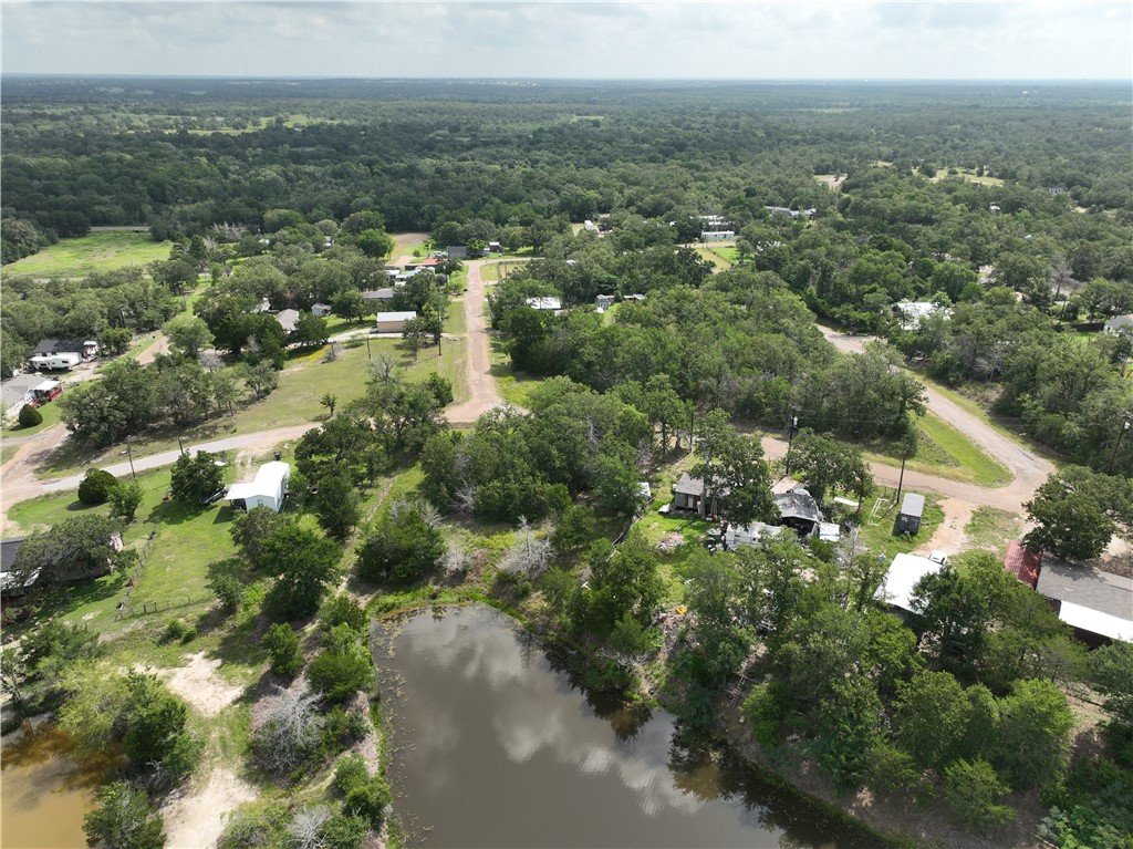 125-126 Lakeview Loop Somerville, TX 77879 - Photo 12 of 17