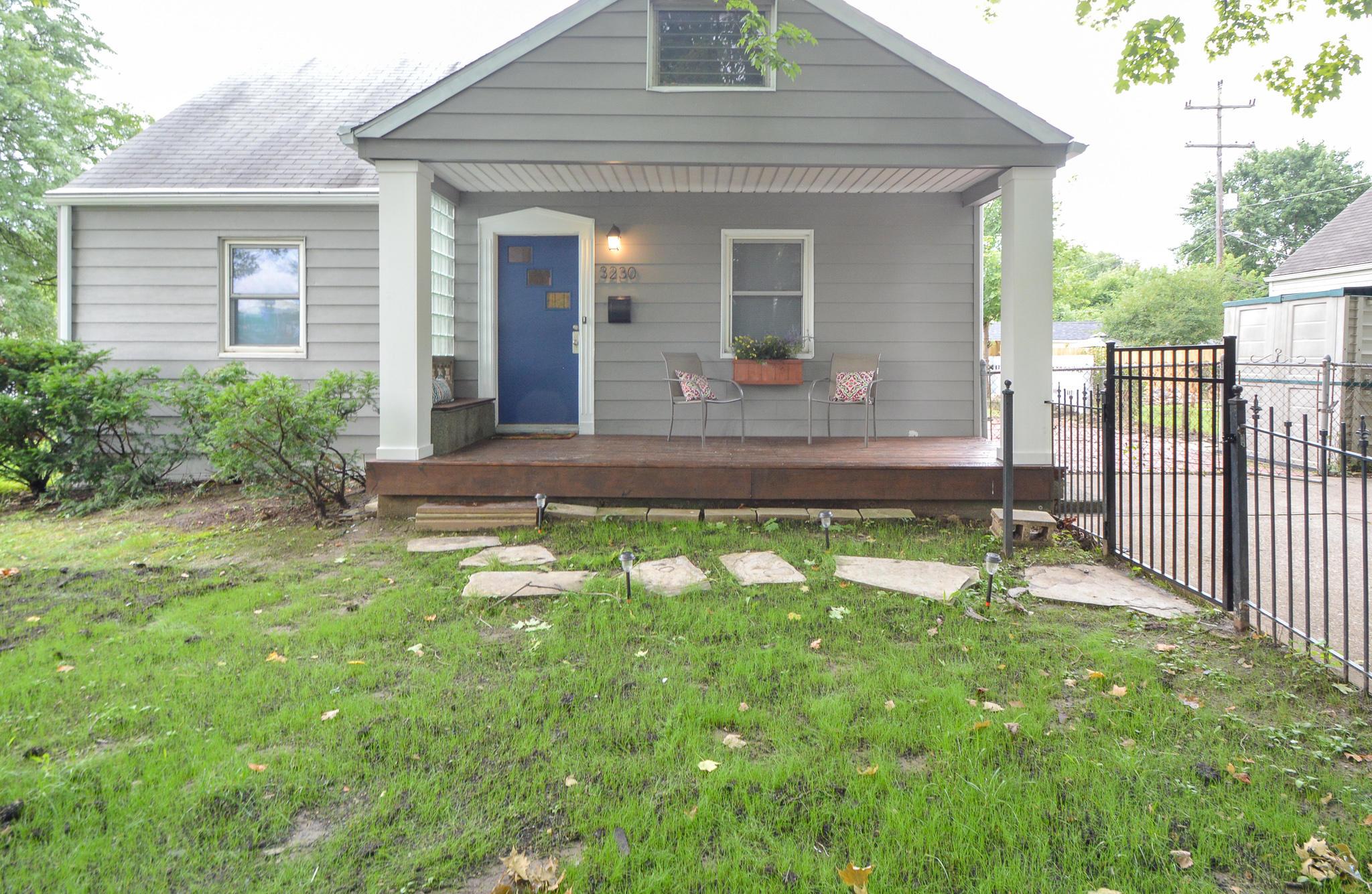 3230 Eisenhower Road Columbus, OH 43224 - Photo 1 of 18