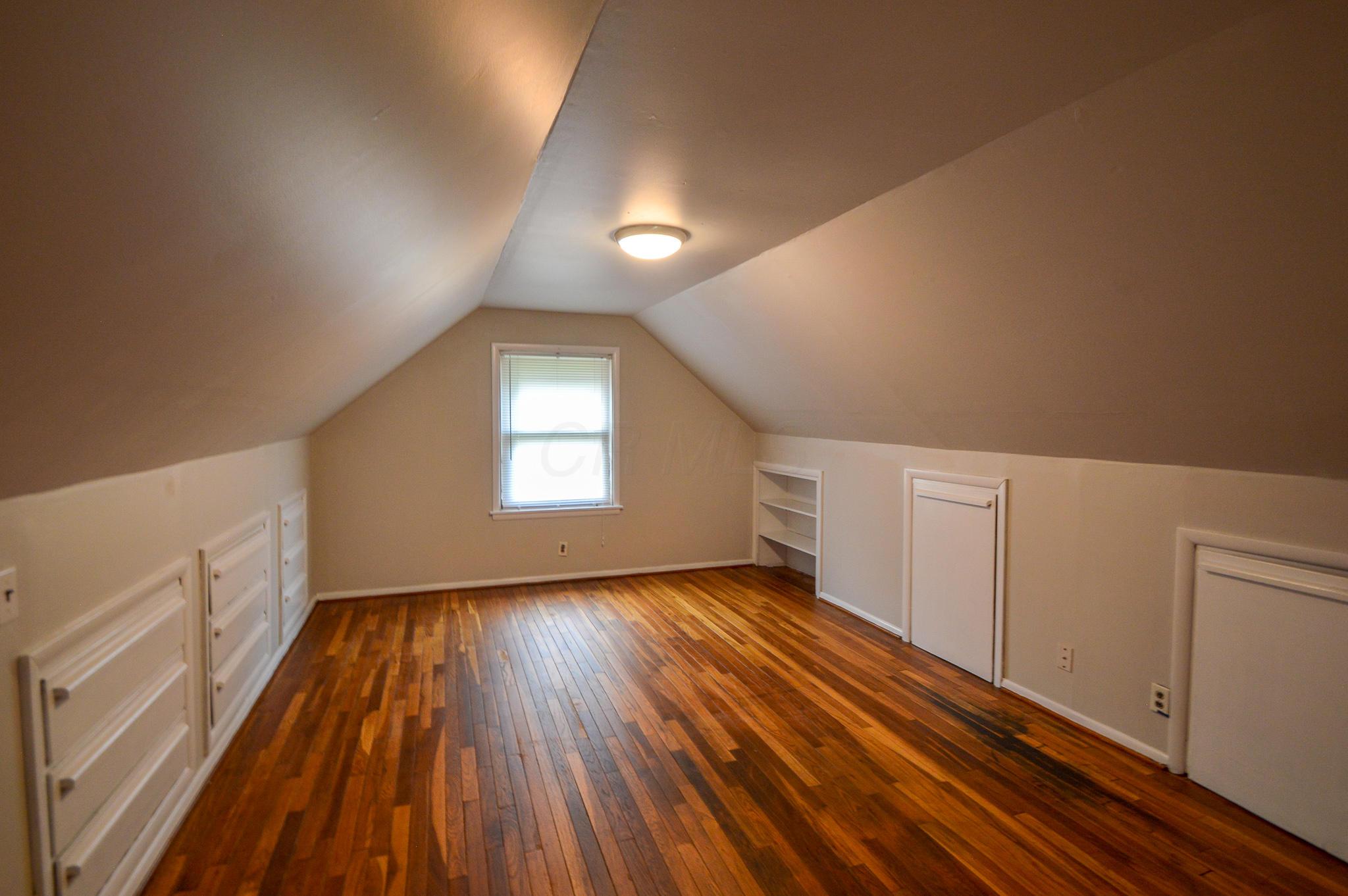 3230 Eisenhower Road Columbus, OH 43224 - Photo 12 of 18