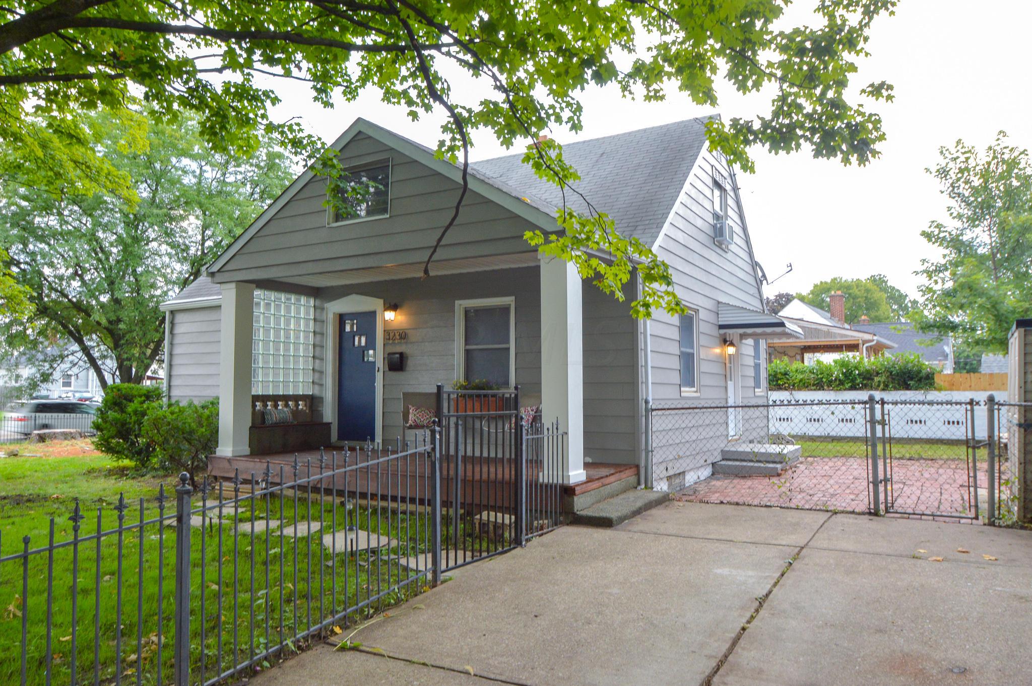3230 Eisenhower Road Columbus, OH 43224 - Photo 2 of 18