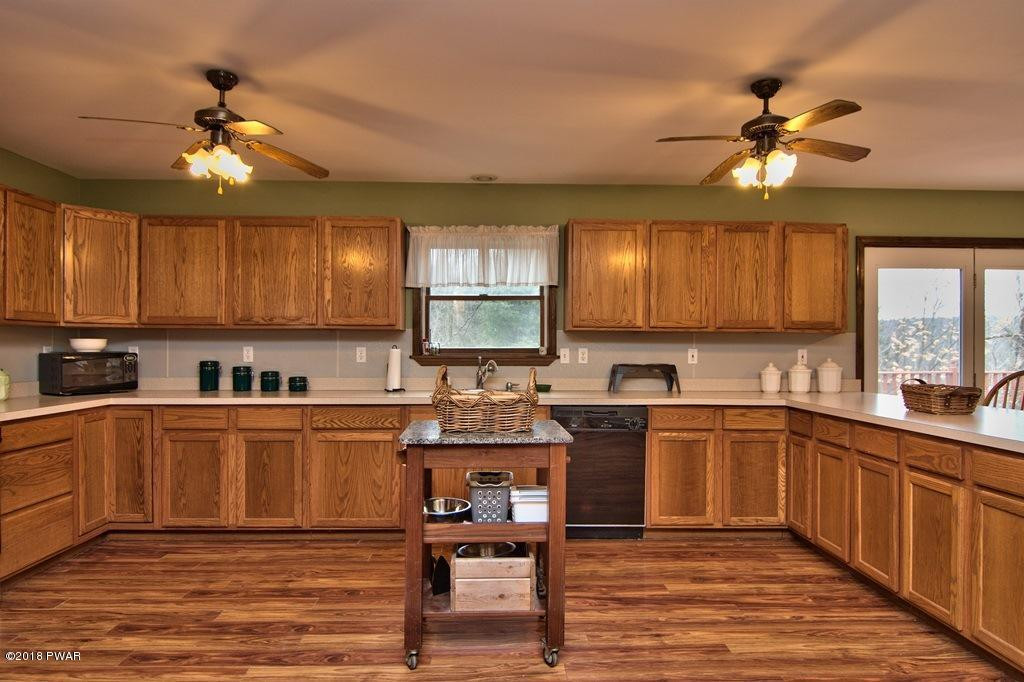 20 Davis Road Waymart, PA 18472 - Photo 10 of 56 Kitchen View 3
