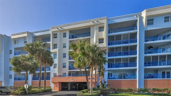 a view of building with outdoor space
