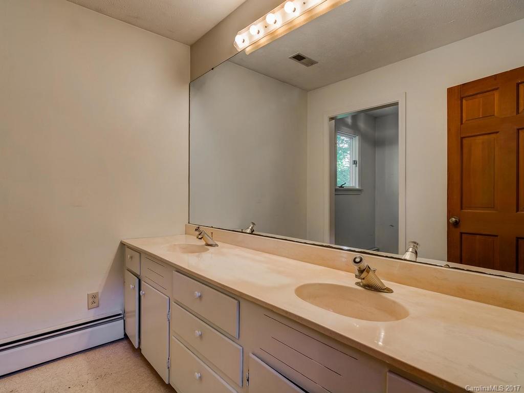 226 Gravely Branch Road, Unit 3 Fletcher, NC 28732 - Photo 3 of 24 Gallery Image 3