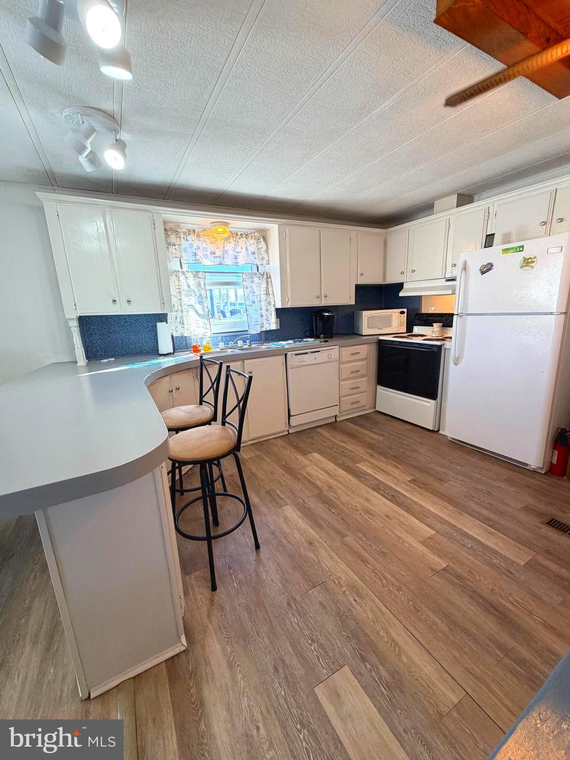 38267 Possum Road, Unit 271 Ocean View, DE 19970 - Photo 12 of 75 kitchen