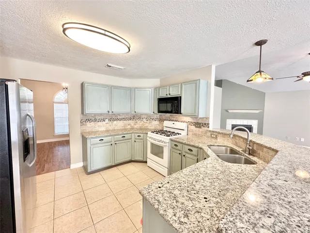 $1,995 | 14307 Cypress Valley Drive, Cypress, TX 77429