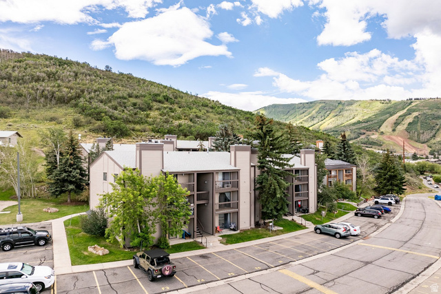 1660 Upper Iron Horse Loop Road, Unit F5 Park City, UT 84060 - Photo 22 of 29 Gallery Image 22