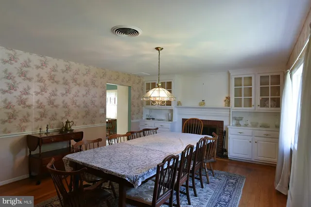 $837,500 | 1206 Beechwood Drive, Frederick, MD 21701