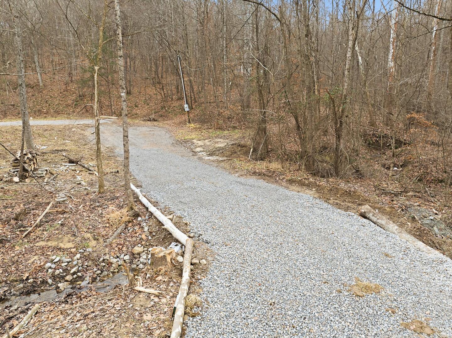 0 East Side Geer Mill Road Vinton, OH 45686 - Photo 4 of 27 Cox Rd!-4