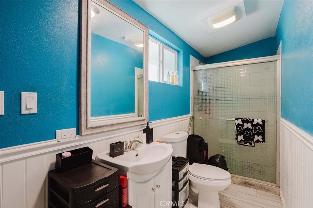 11338 Dronfield Avenue Pacoima, CA 91331 - Photo 35 of 46