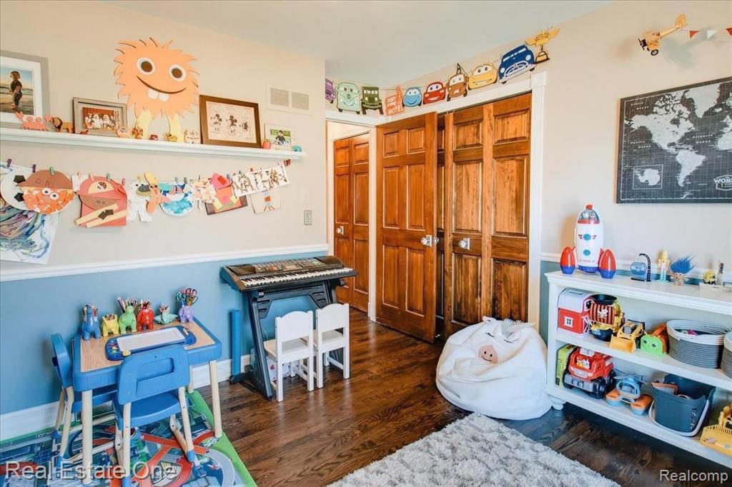 451 Lake Forest Road Rochester Hills, MI 48309 - Photo 47 of 97