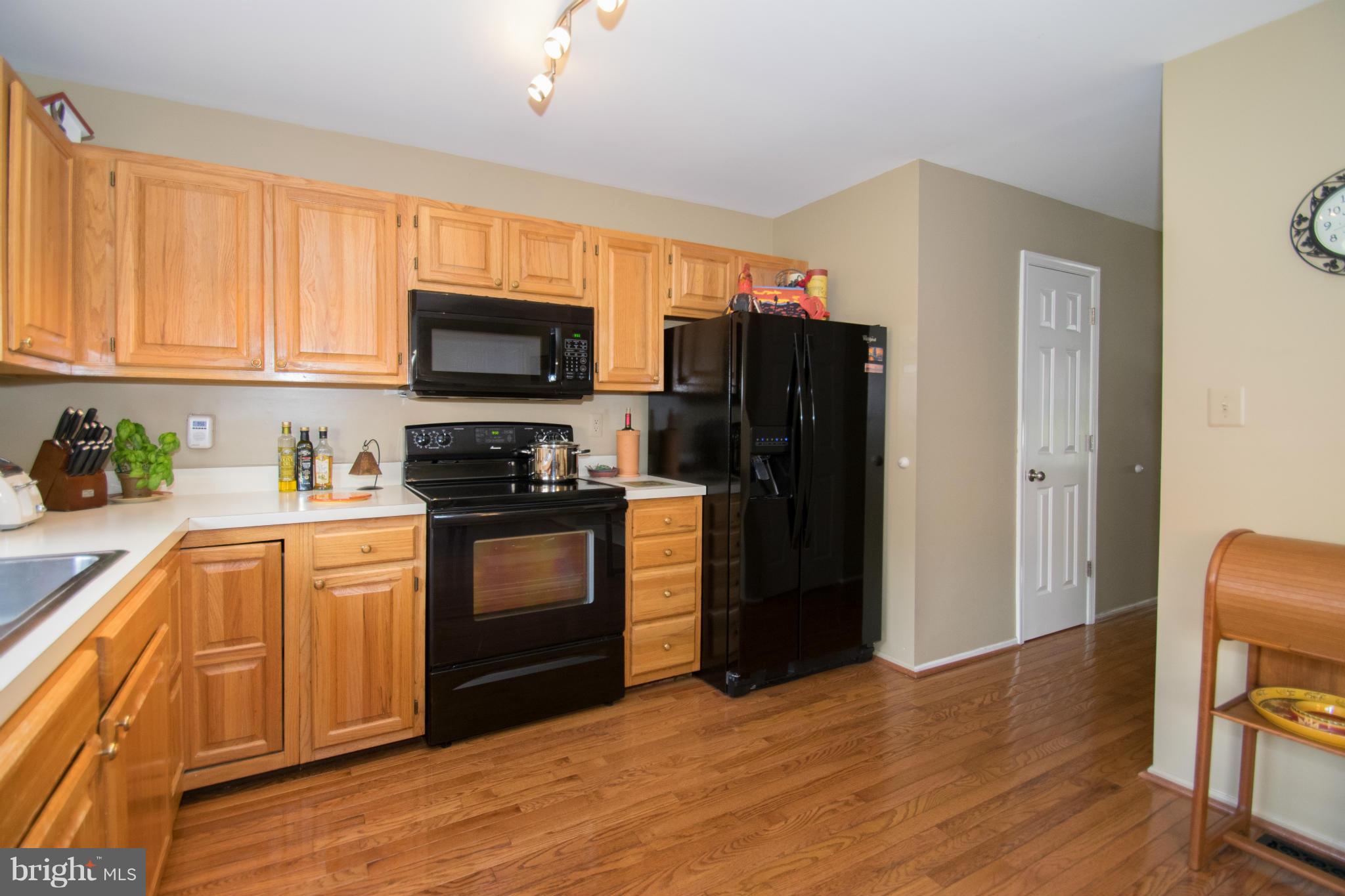 9424 Joppa Pond Road Baltimore, MD 21234 - Photo 10 of 29 Kitchen