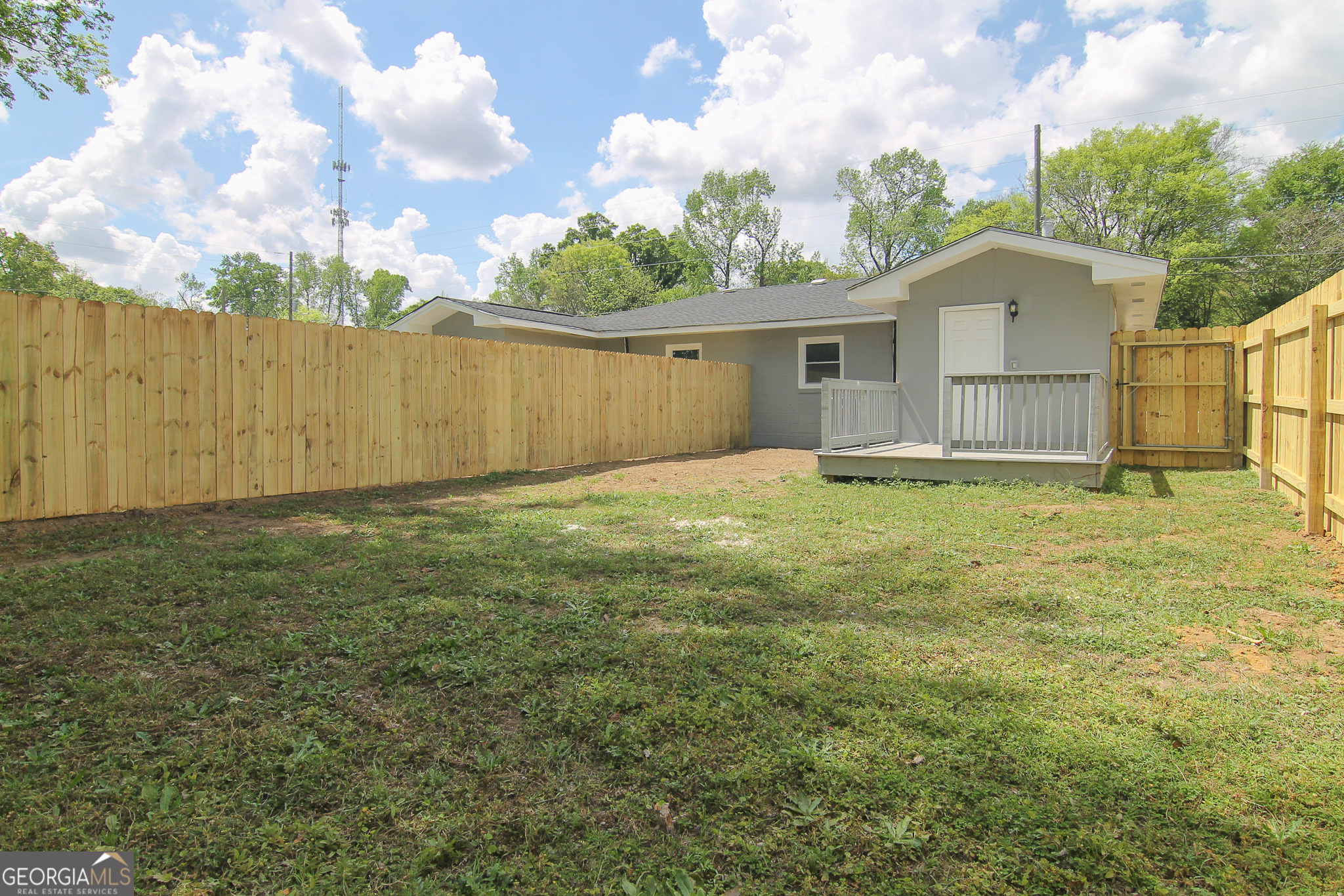708 South 3rd Street Warner Robins, GA 31088 - Photo 16 of 29 a view of a backyard