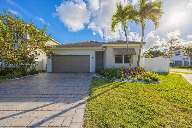 $775,500 | 7214 Rockwood Road, Jupiter, FL 33458