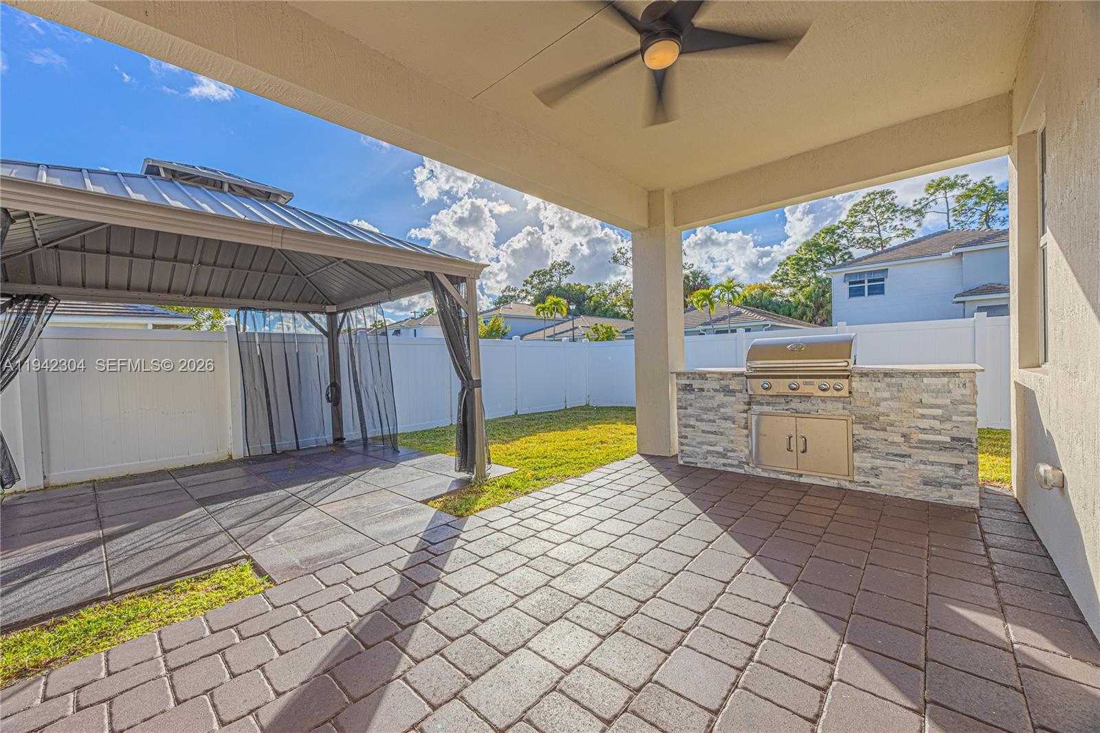 7214 Rockwood Road Jupiter, FL 33458 - Photo 25 of 28 a view of a indoor swimming pool