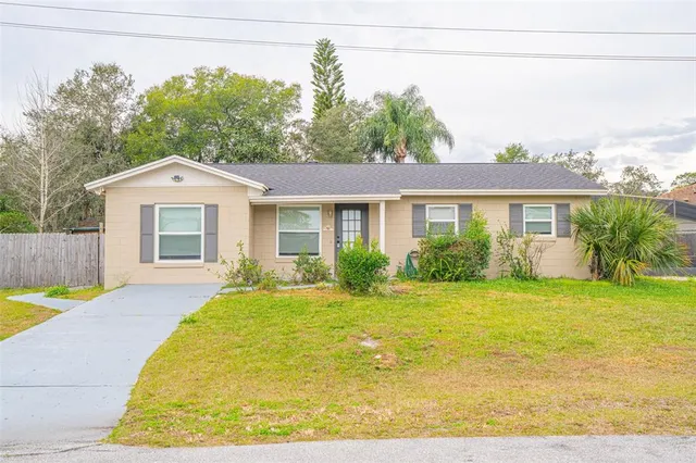 $2,045 | 52 Alicante Road, DeBary, FL 32713