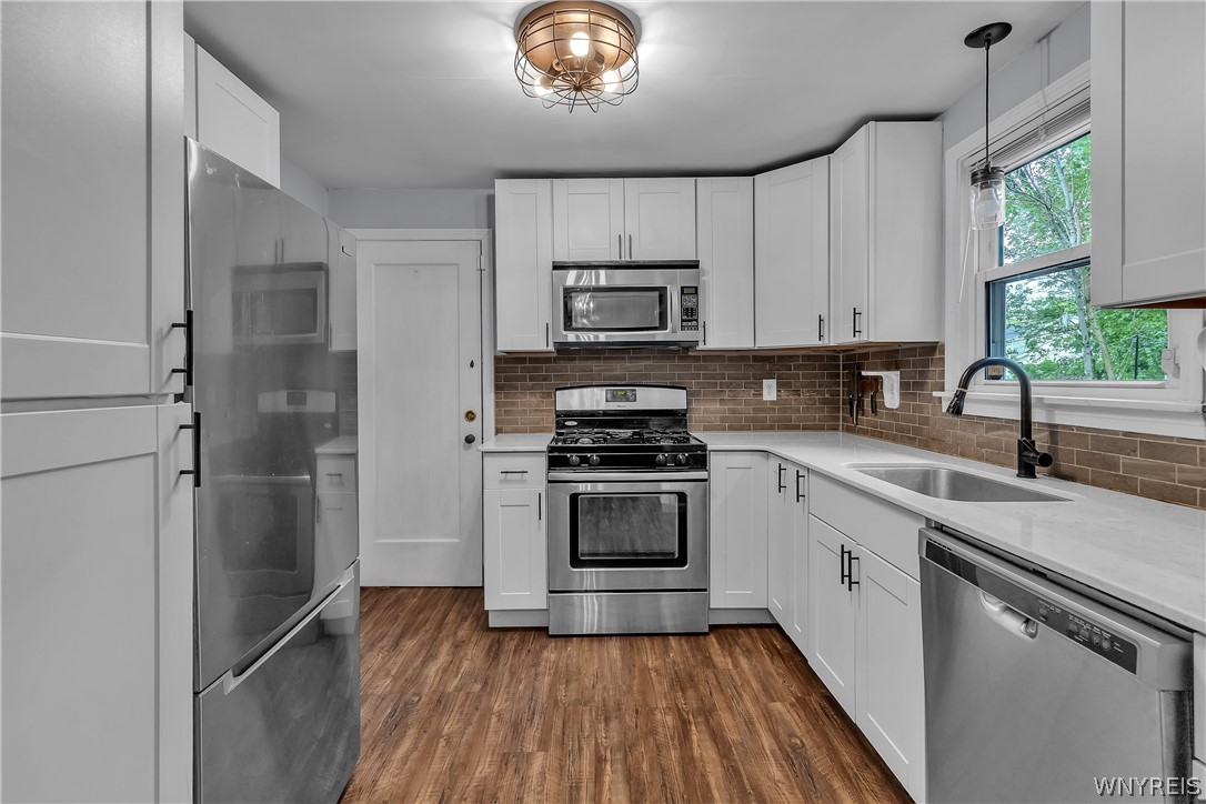 4173 Harlem Road Amherst, NY 14226 - Photo 17 of 49 Kitchen