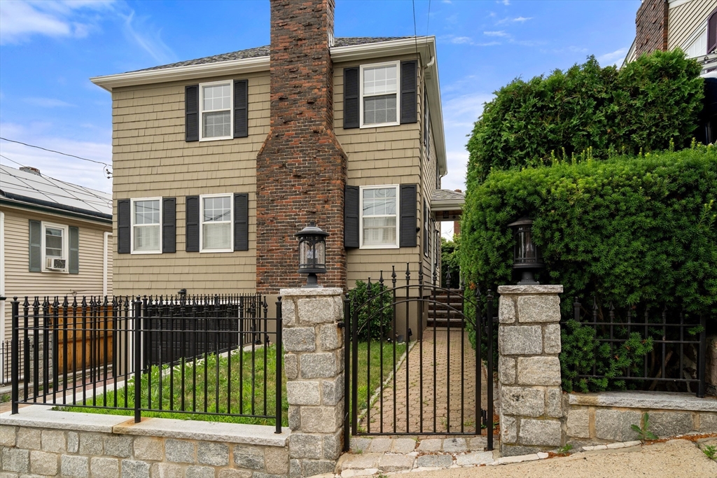 30 Rosedale Avenue Everett, MA 02149 - Photo 1 of 30
