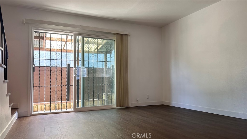809 South 4th Street, Unit 5 Alhambra, CA 91801 - Photo 5 of 31