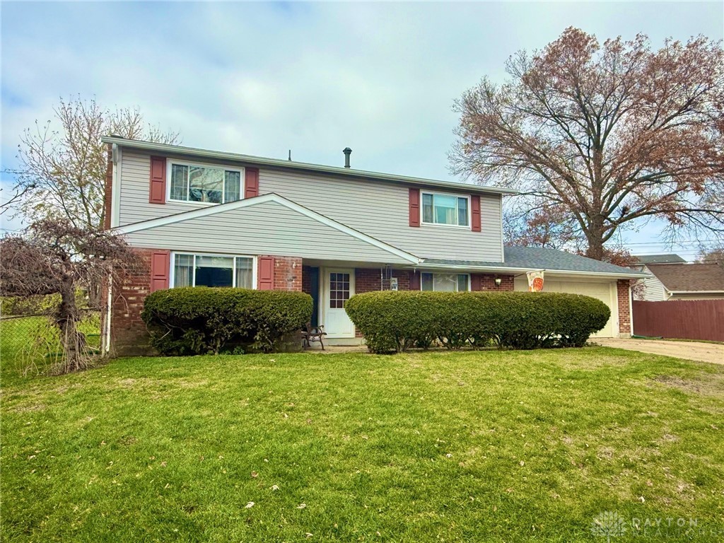 6447 Highbury Road Huber Heights, OH 45424 - Photo 1 of 33 Private Front