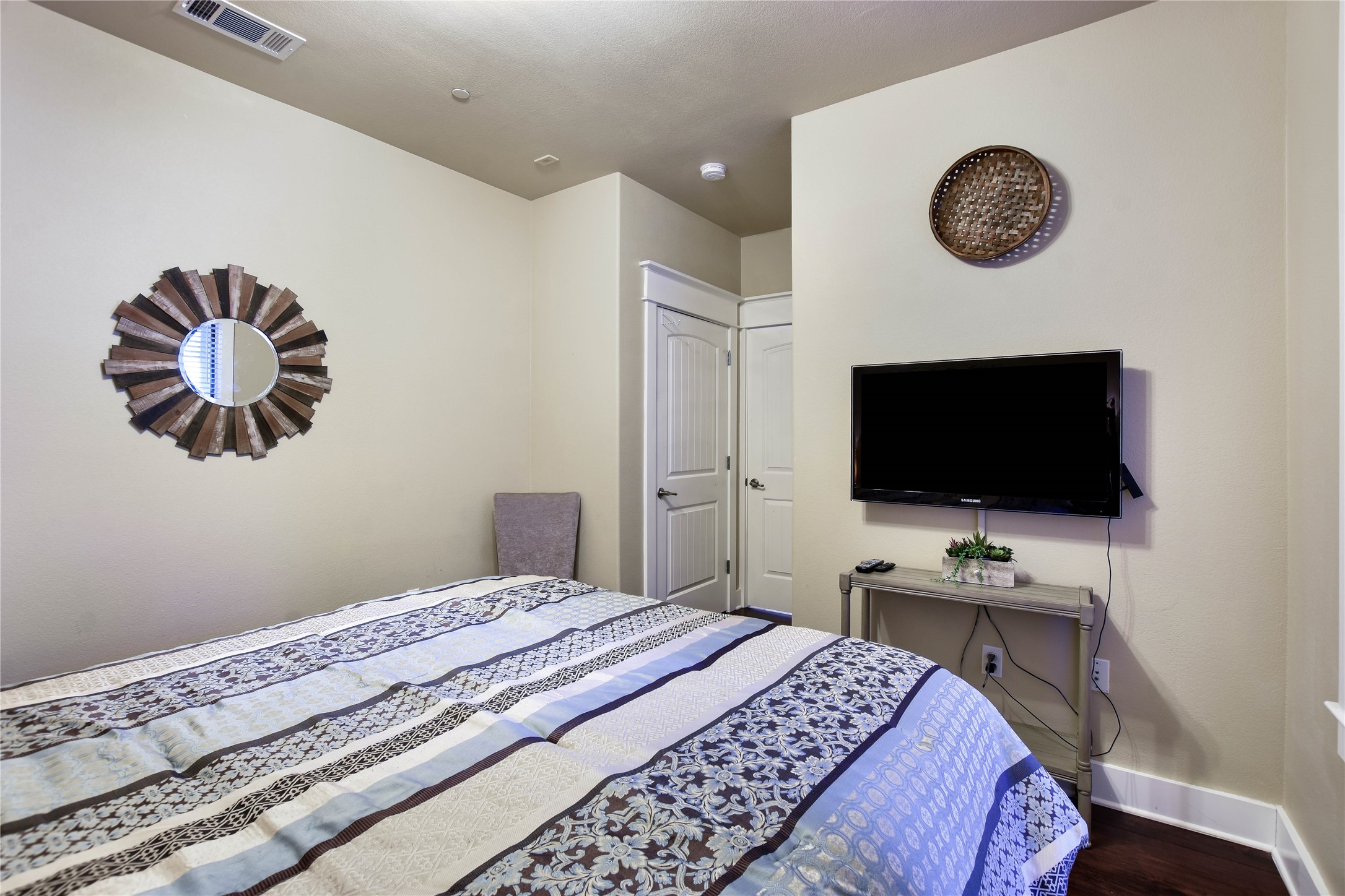 17800 Maritime Point, Unit 101 Jonestown, TX 78645 - Photo 18 of 40 Guest Bedroom