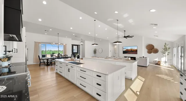 $3,100,000 | 2265 East Bonanza Road, Gilbert, AZ 85297