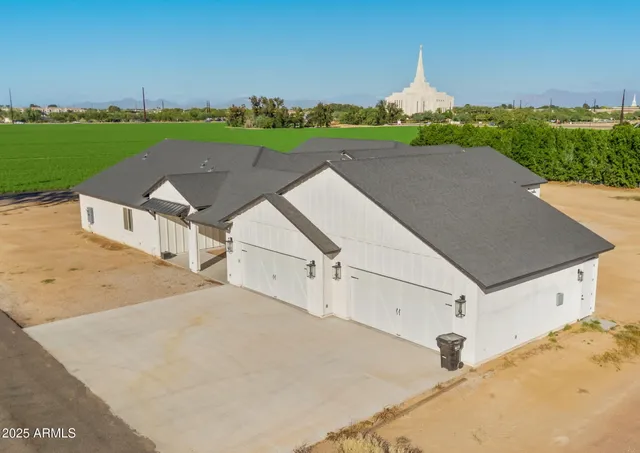 $3,100,000 | 2265 East Bonanza Road, Gilbert, AZ 85297