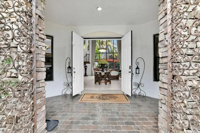 $11,000 | 10703 Versailles Boulevard, Wellington, FL 33449