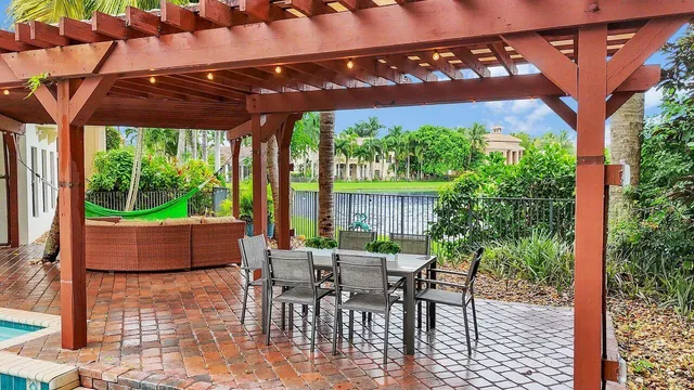 $11,000 | 10703 Versailles Boulevard, Wellington, FL 33449