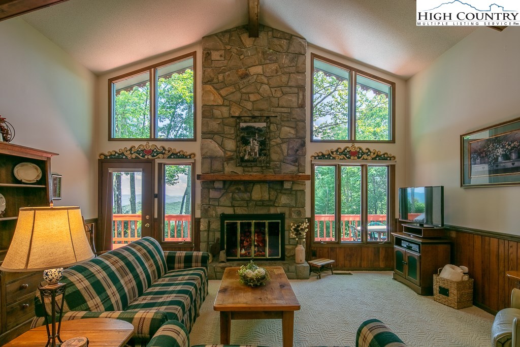 800 Pine Ridge Road Beech Mountain, NC 28604 - Photo 6 of 34