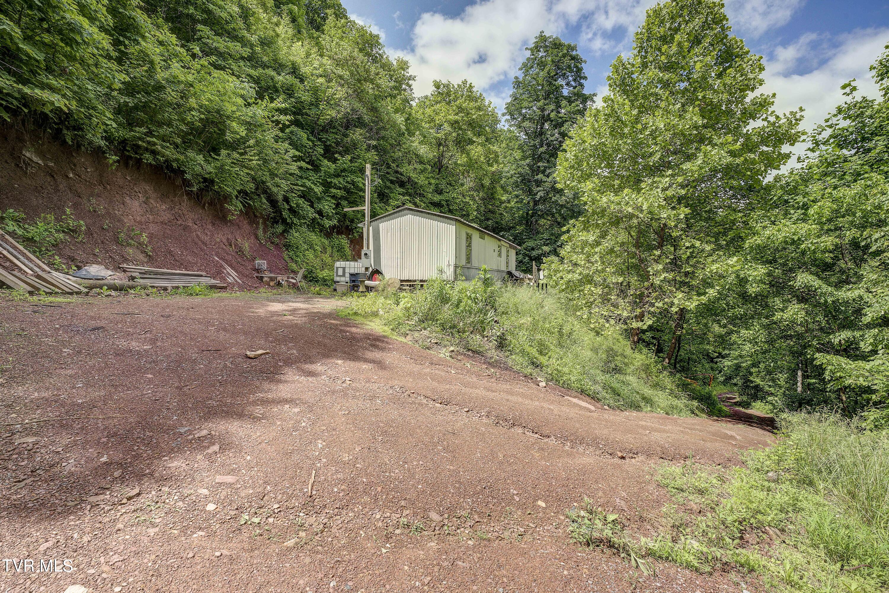 162 Lick Skillet Road Elizabethton, TN 37643 - Photo 19 of 42 LSR-21
