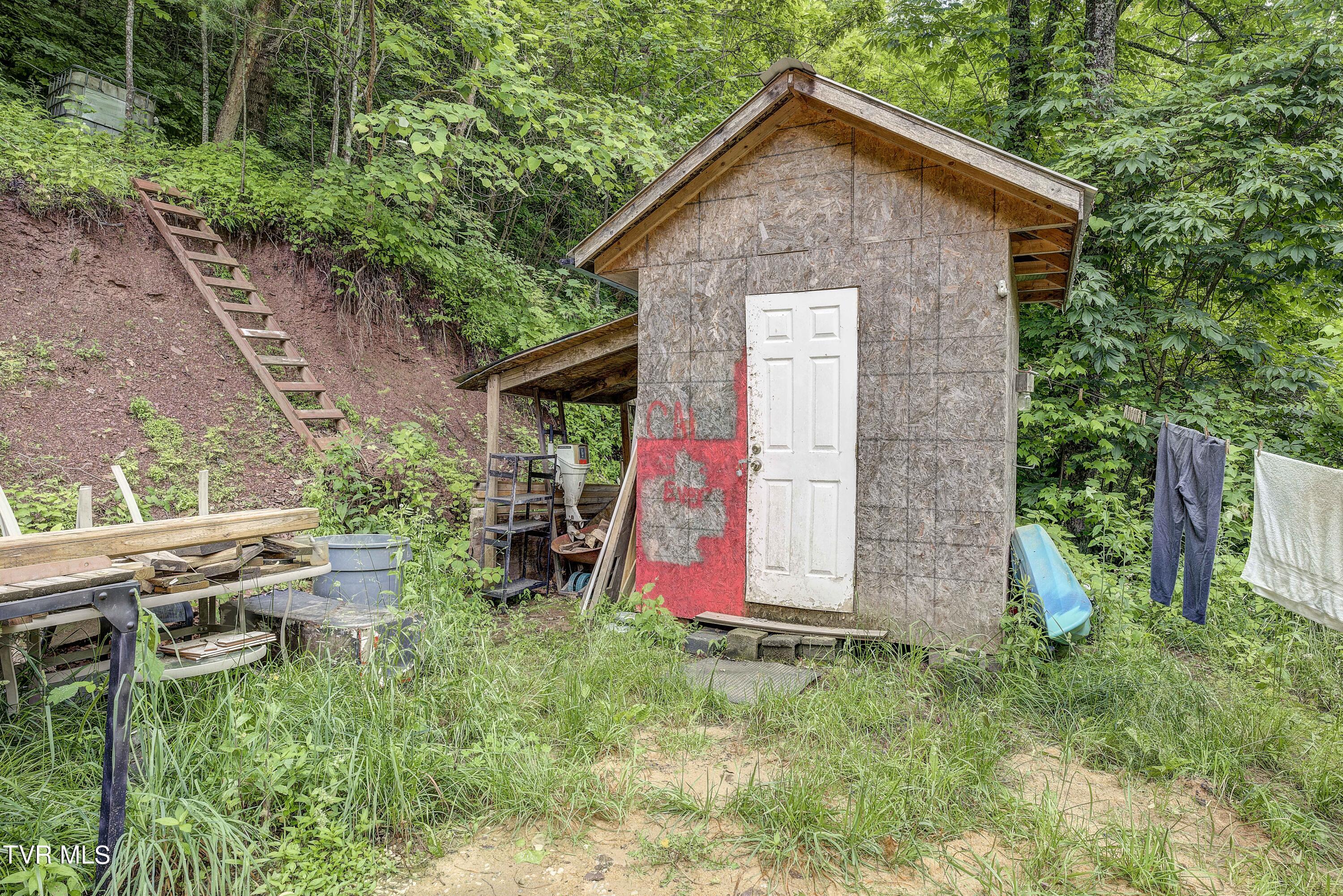 162 Lick Skillet Road Elizabethton, TN 37643 - Photo 36 of 42 LSR-15