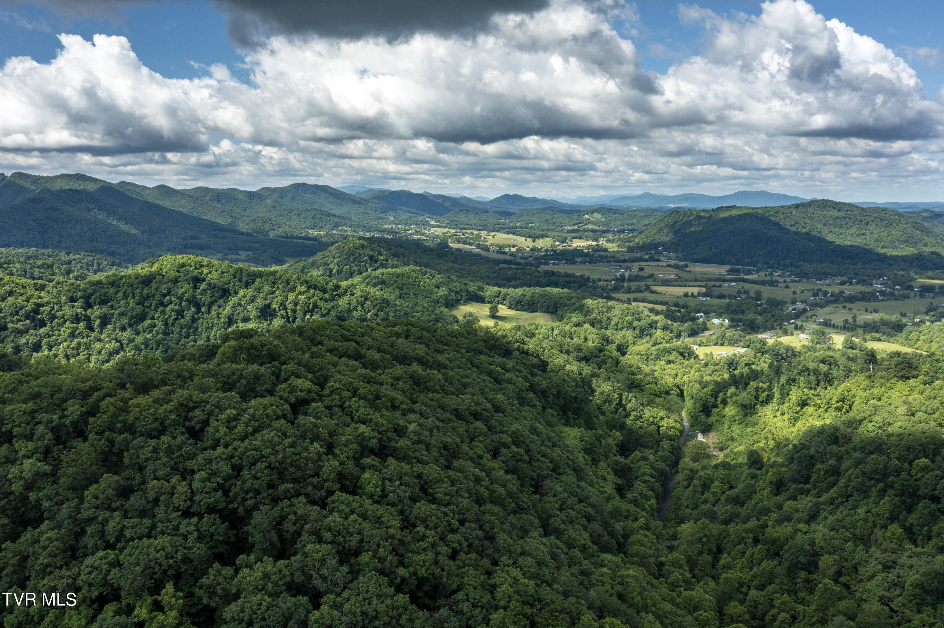 162 Lick Skillet Road Elizabethton, TN 37643 - Photo 8 of 42 Lick-aerials-12