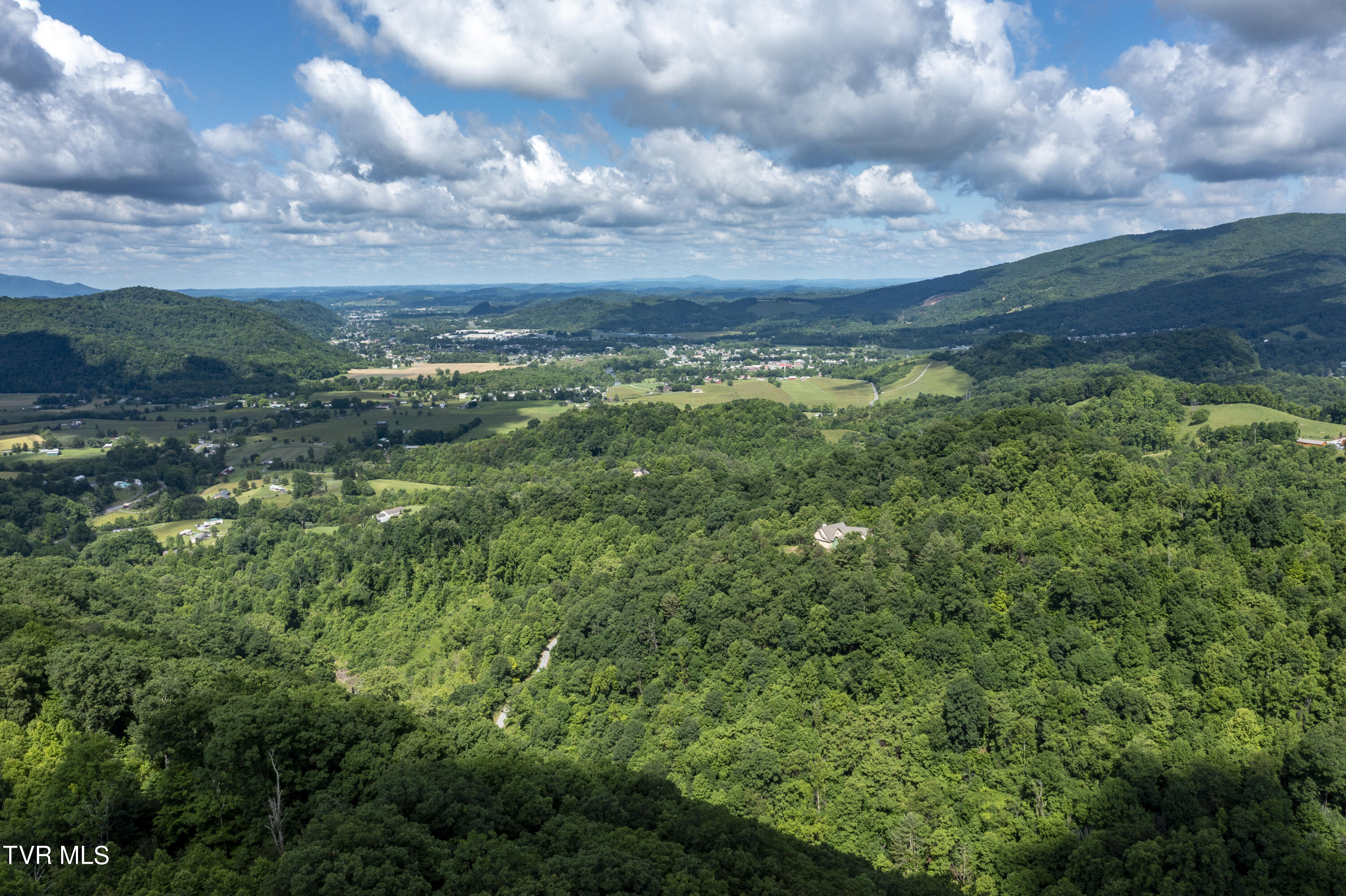 162 Lick Skillet Road Elizabethton, TN 37643 - Photo 9 of 42 Lick-aerials-13