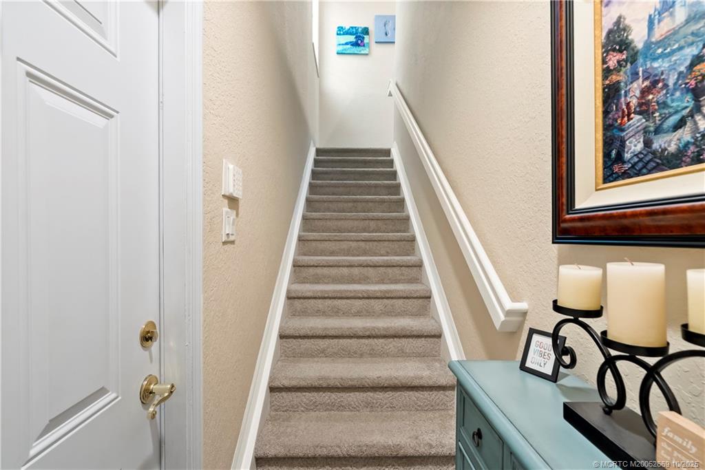 3031 Southeast Lexington Lakes Drive, Unit 201 Stuart, FL 34994 - Photo 5 of 50