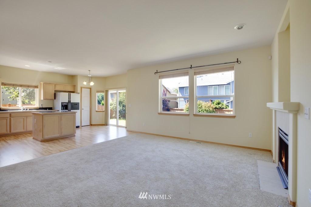 509 Shadow Avenue Northeast Renton, WA 98059 - Photo 3 of 17