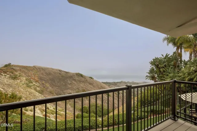 $3,682,000 | 8 Burrell Lane, Rancho Palos Verdes, CA 90275