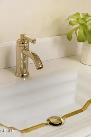 $3,682,000 | 8 Burrell Lane, Rancho Palos Verdes, CA 90275