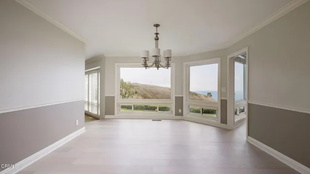 $3,682,000 | 8 Burrell Lane, Rancho Palos Verdes, CA 90275