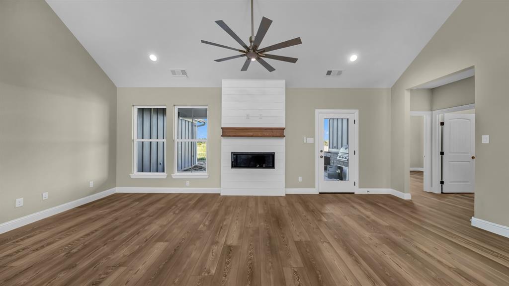 3 Quater Loop Poolville, TX 76487 - Photo 2 of 25