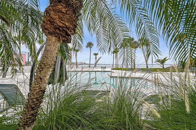 $1,990,000 | 988 Boulevard Of The Arts, Unit 1517, Sarasota, FL 34236
