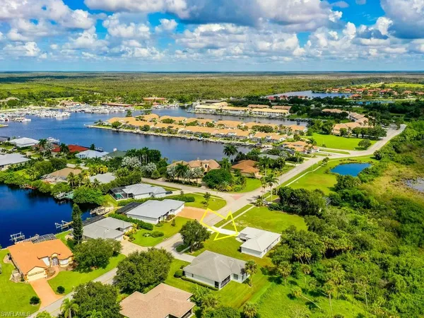 $599,000 | 200 Cays Drive, Naples, FL 34114