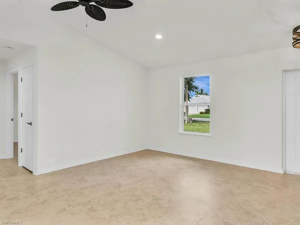 $529,000 | 200 Cays Drive, Naples, FL 34114