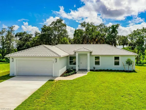 $529,000 | 200 Cays Drive, Naples, FL 34114