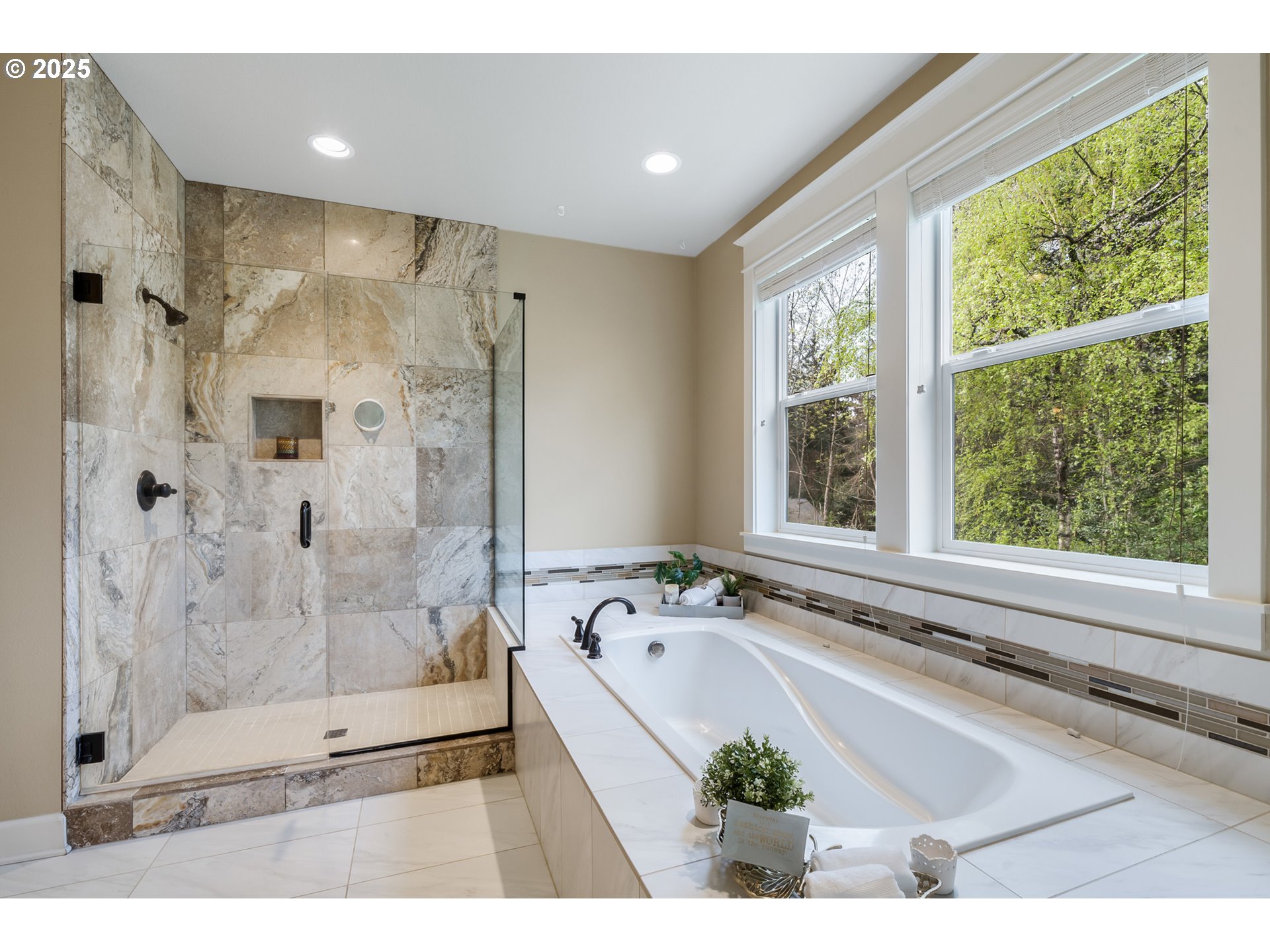 7804 Southwest Alden Street Portland, OR 97223 - Photo 21 of 44 Bathroom, Attached