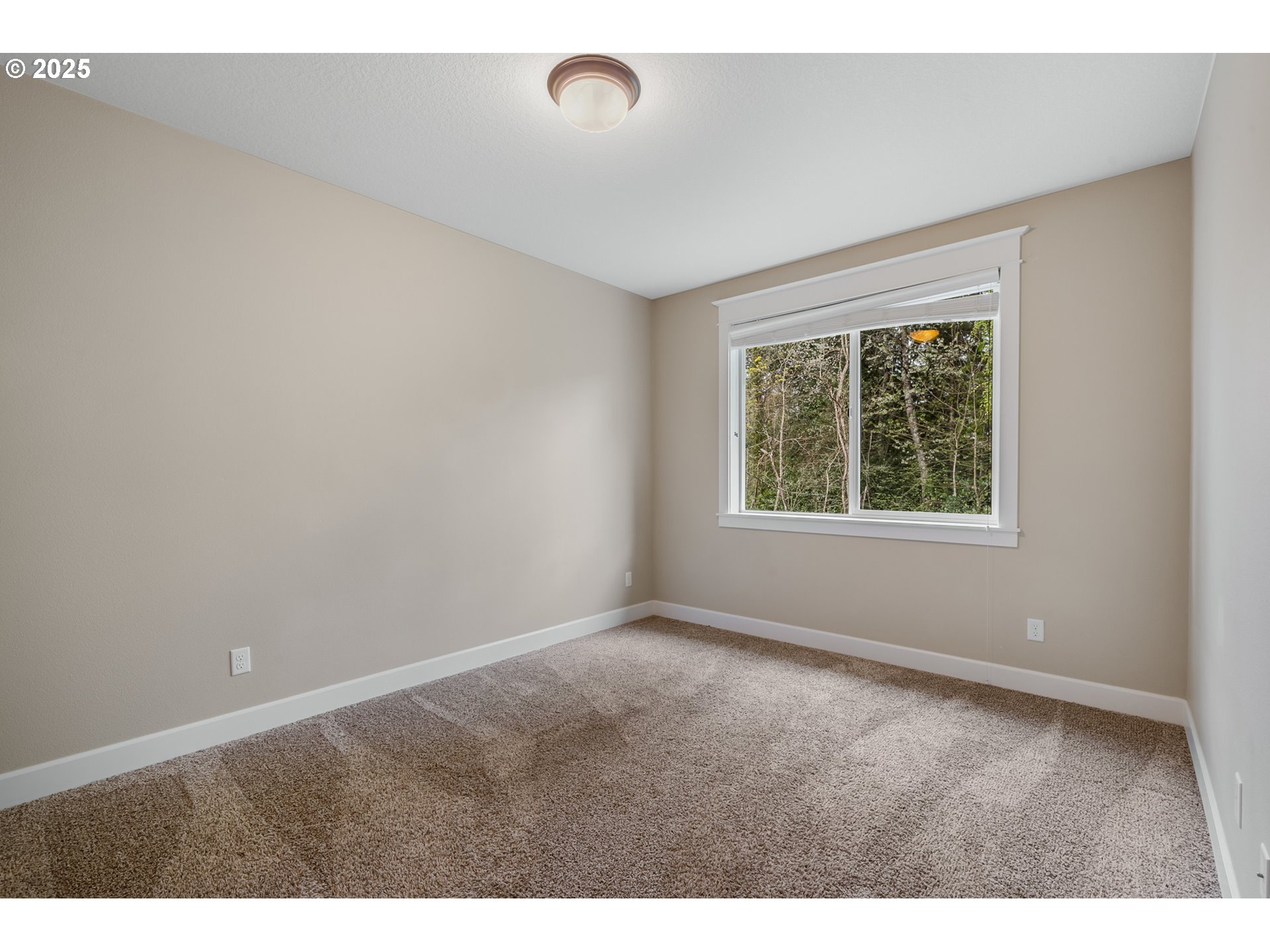 7804 Southwest Alden Street Portland, OR 97223 - Photo 32 of 44 Bedroom