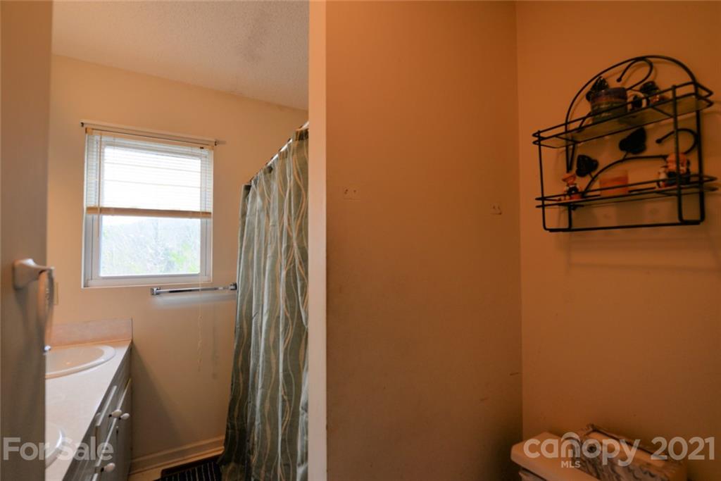 4461 Harmony Grove Road Nebo, NC 28761 - Photo 24 of 33 Gallery Image 24