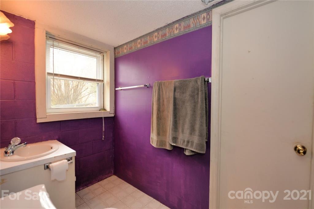 4461 Harmony Grove Road Nebo, NC 28761 - Photo 28 of 33 Gallery Image 28