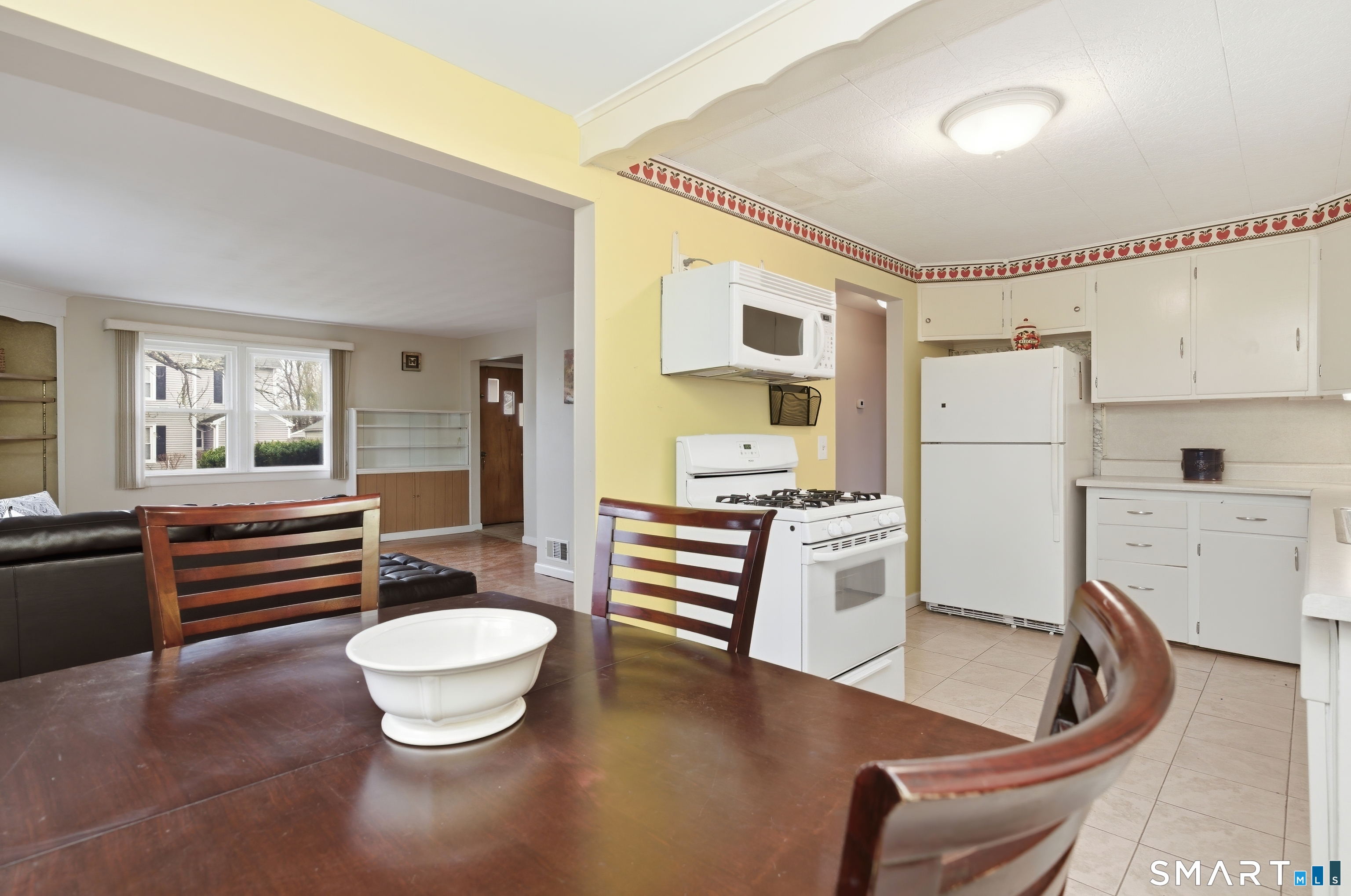 141 Williams Street Meriden, CT 06450 - Photo 12 of 36