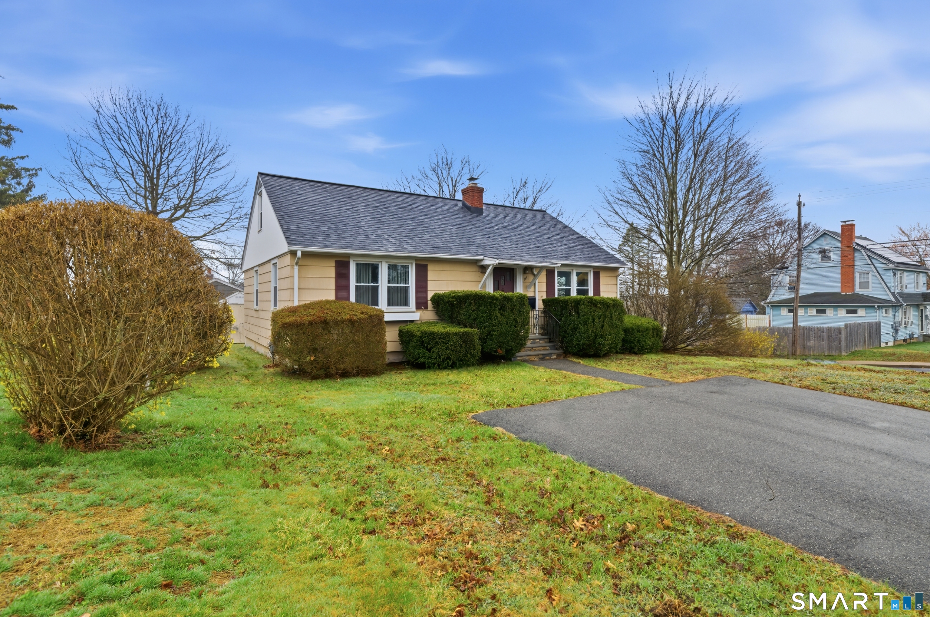 141 Williams Street Meriden, CT 06450 - Photo 2 of 36